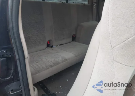 2001 Ford F150 z USA, uszkodzony, nr VIN 1FTRX17W01NA70296